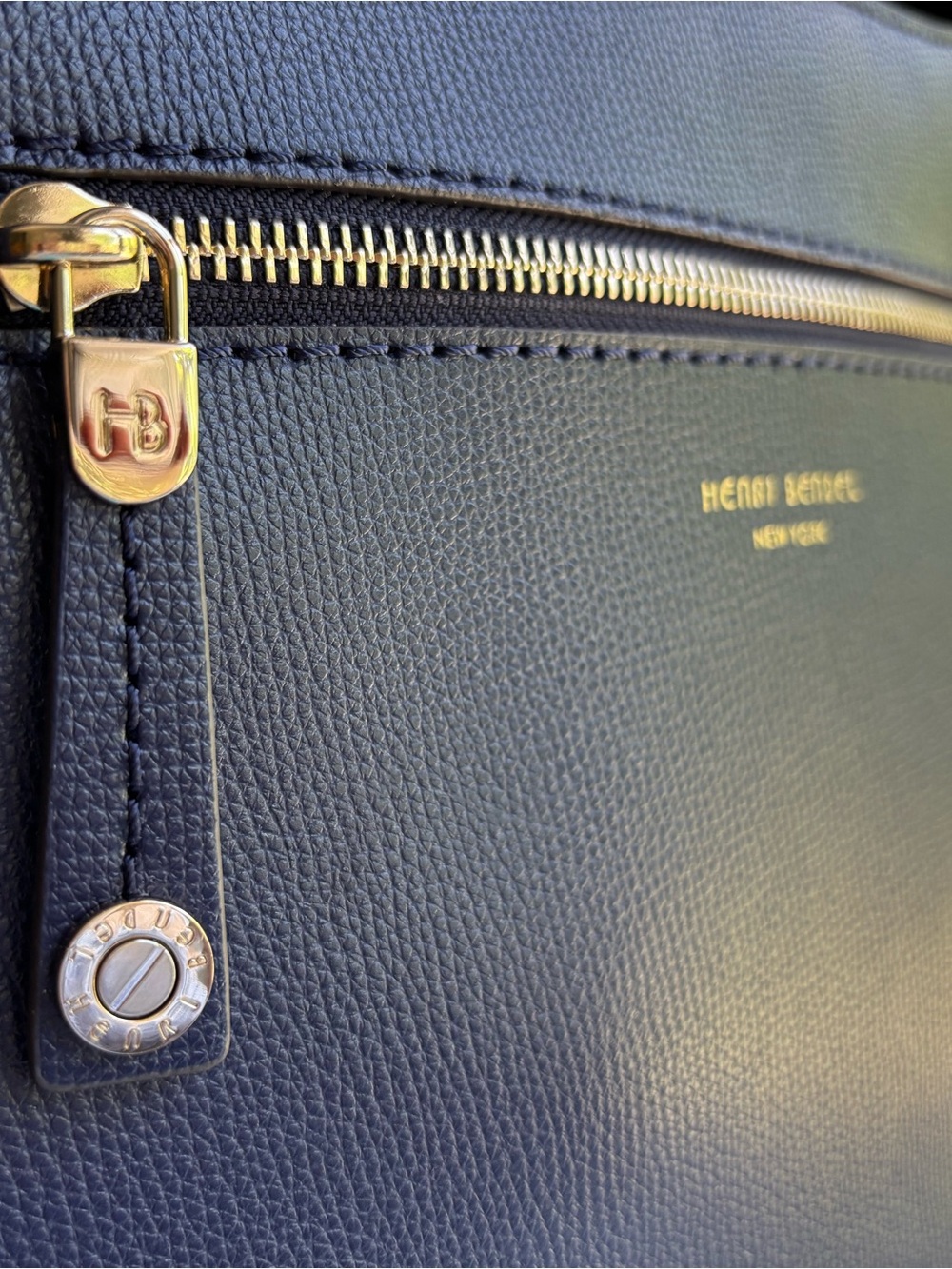 NWT Henri Bendel Bowery Messenger Shoulder/Crossbody Bag with Gold Hardware - Picture 8 of 12